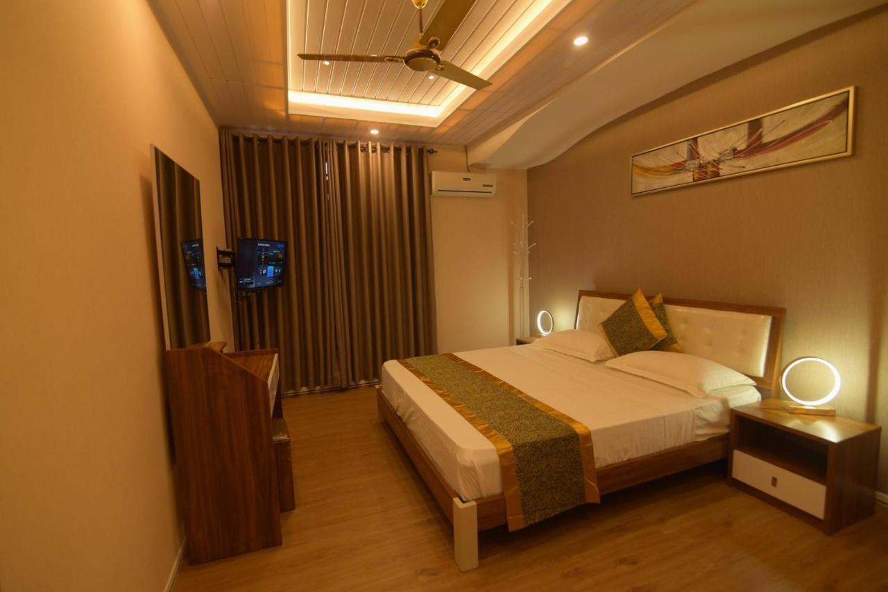 Hotel Blue Sky Kurunegala Dış mekan fotoğraf