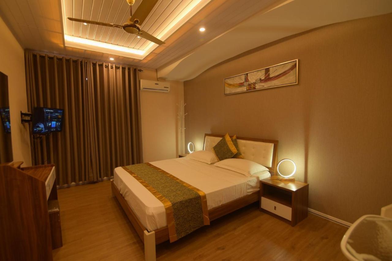 Hotel Blue Sky Kurunegala Dış mekan fotoğraf